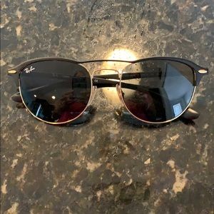 Women’s Ray Ban sunglasses